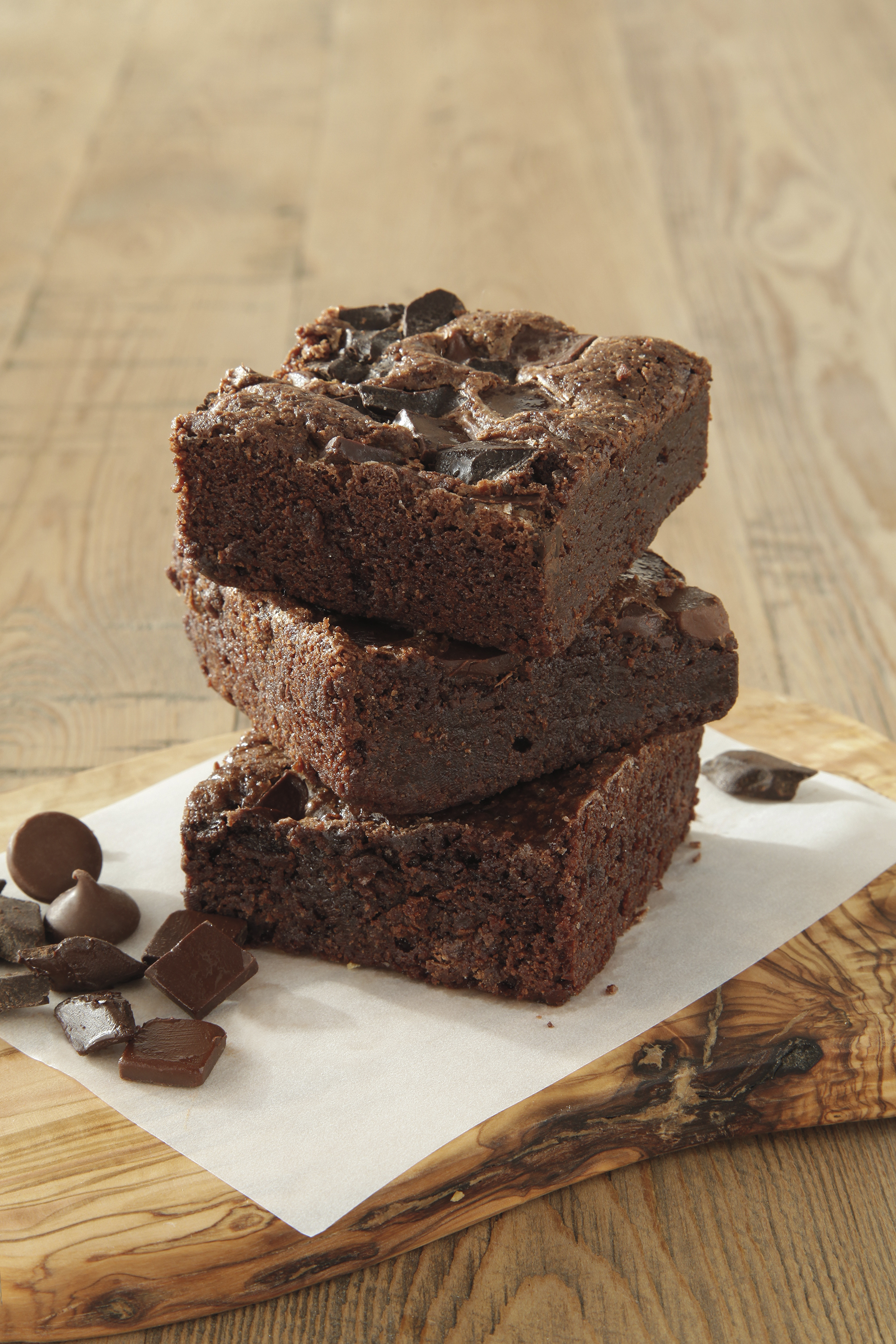 65128 Triple chocolate brownie gesneden 16 punten